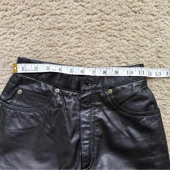 Wilson’s Genuine Leather High-Waist Straight Leg Pants | Black Vintage Luxury - Picture 10 of 13